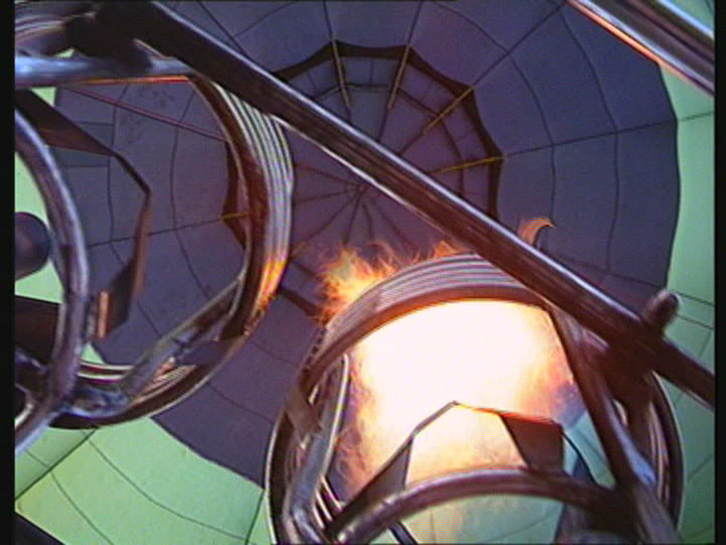257924286 / Ballooning / Germany