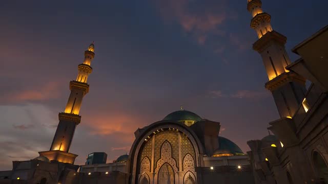 Sunset Time Lapse at Kuala Lumpur Mosque