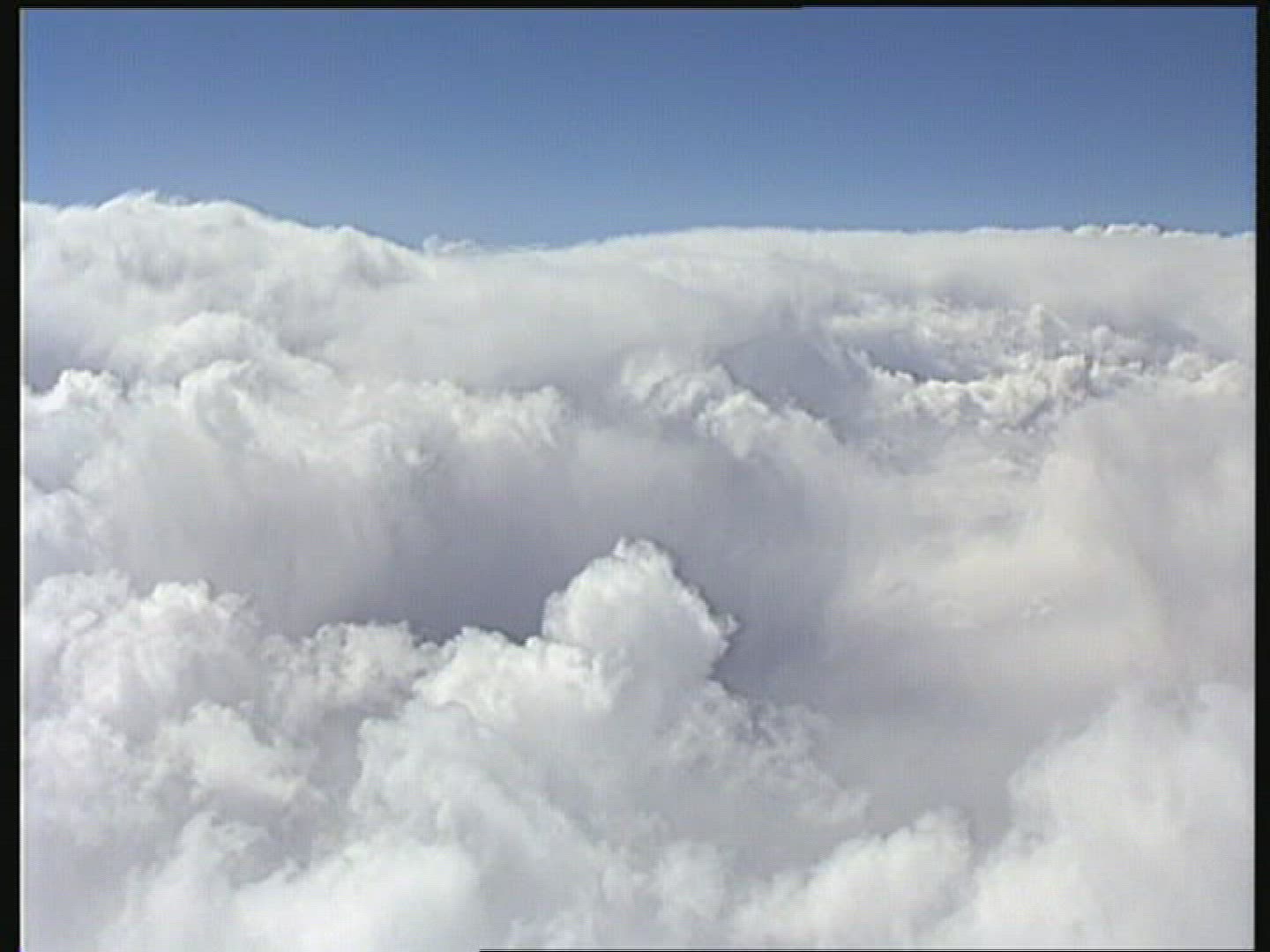 510323916 / Compositing / Cloud