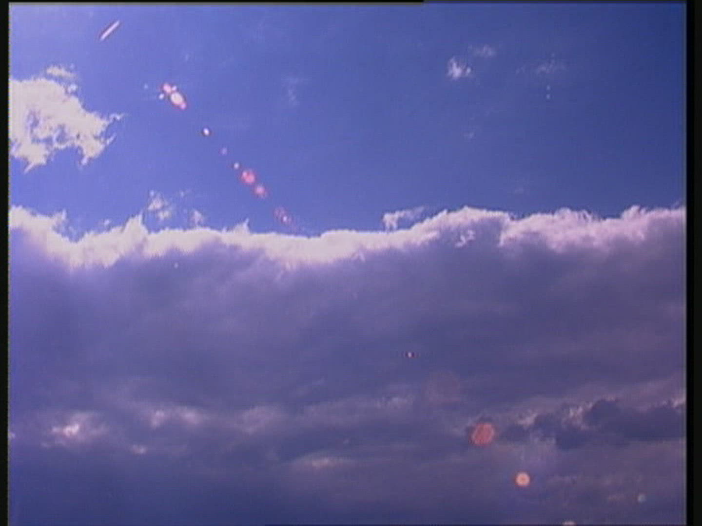 902656037 / Compositing / Cloud