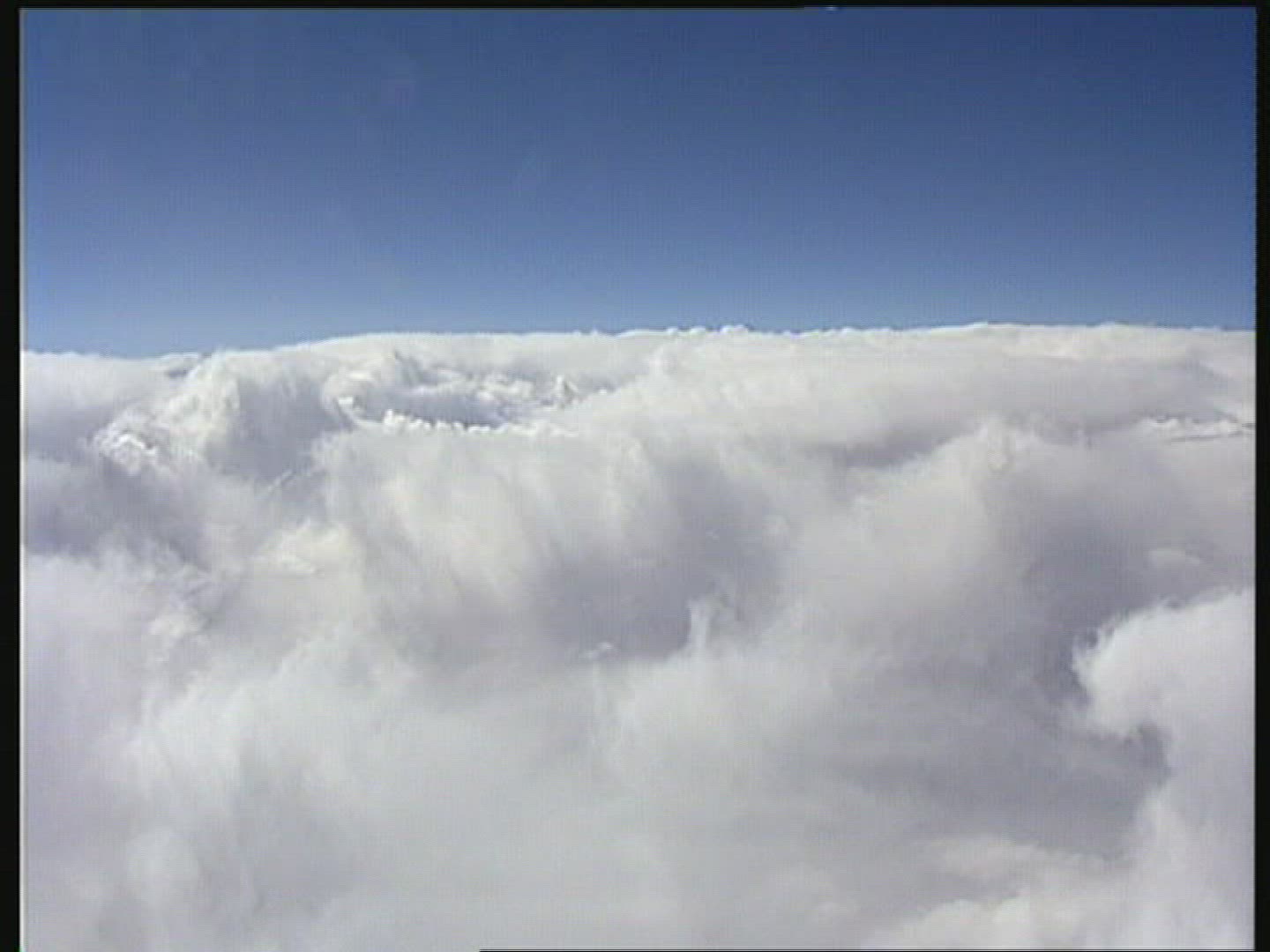 690761589 / Compositing / Cloud