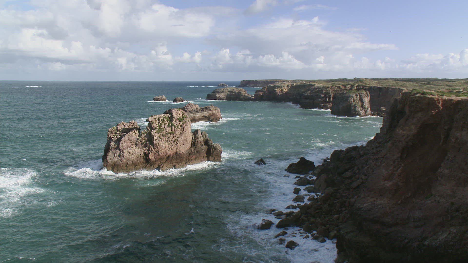 999325882 / Atlantic Ocean / Steep Coast / Portugal