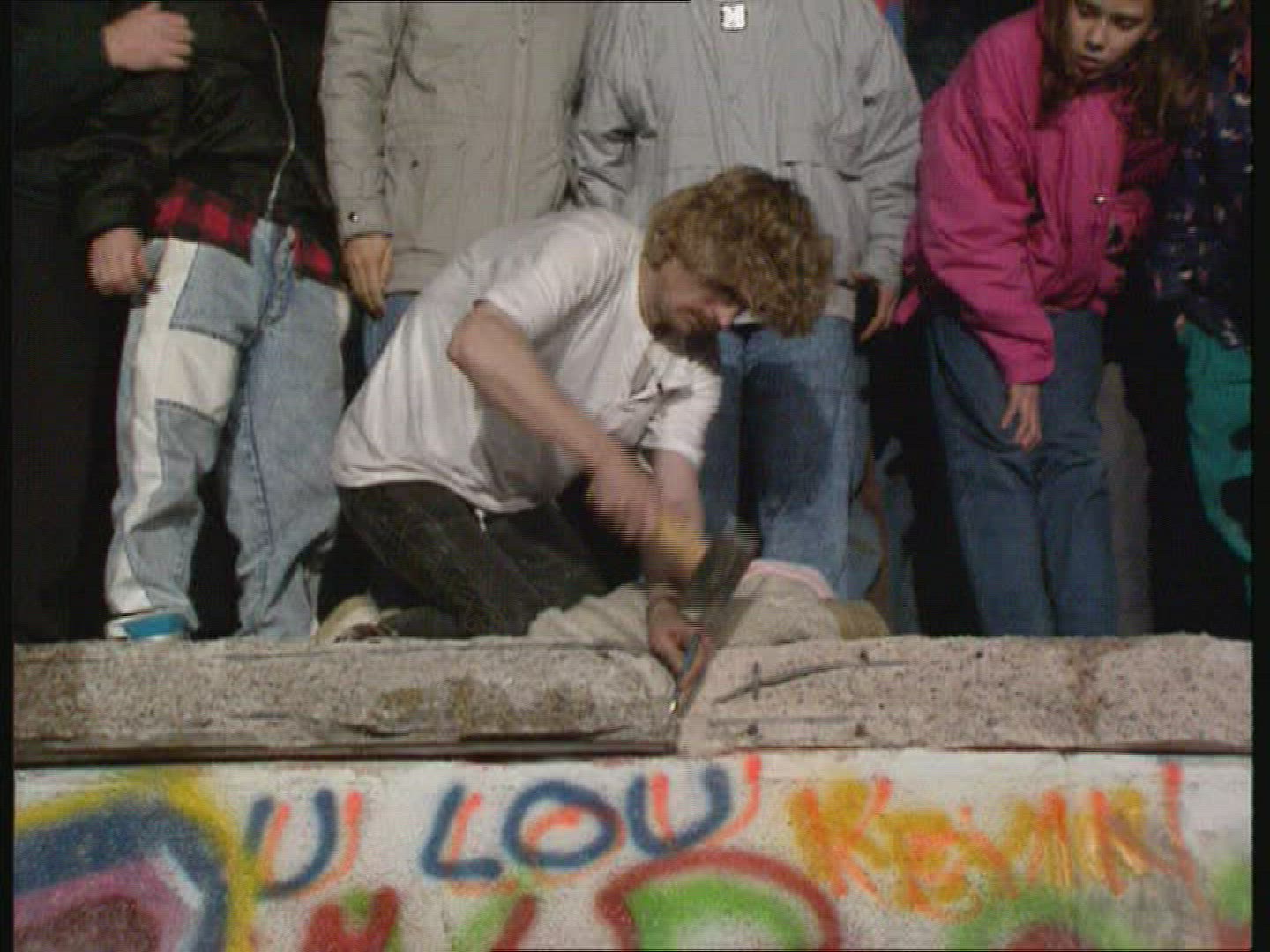 687303210 / Fall of the Berlin Wall / Night / Germany / 1989