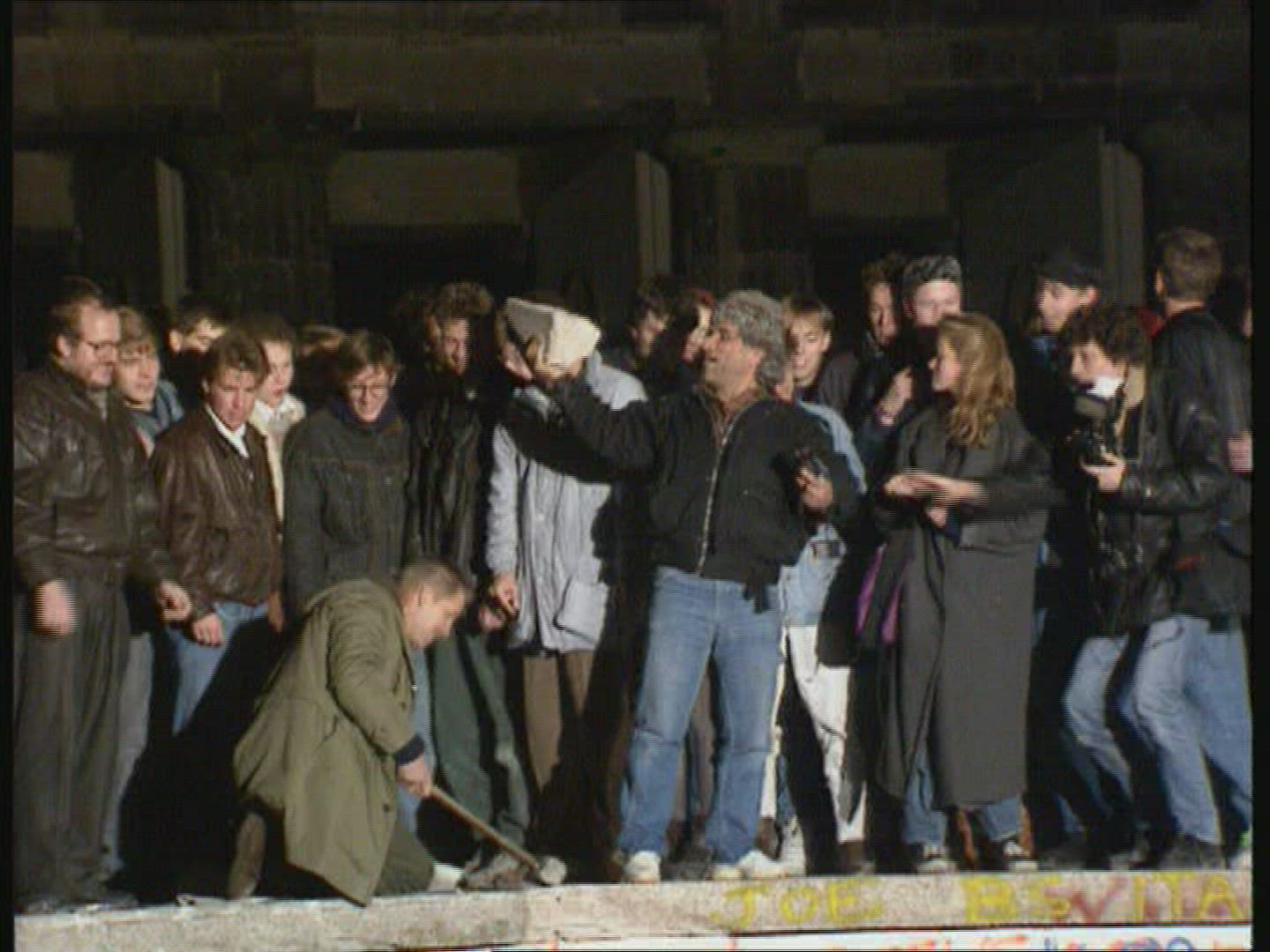 482388315 / Fall of the Berlin Wall / Night / Germany / 1989