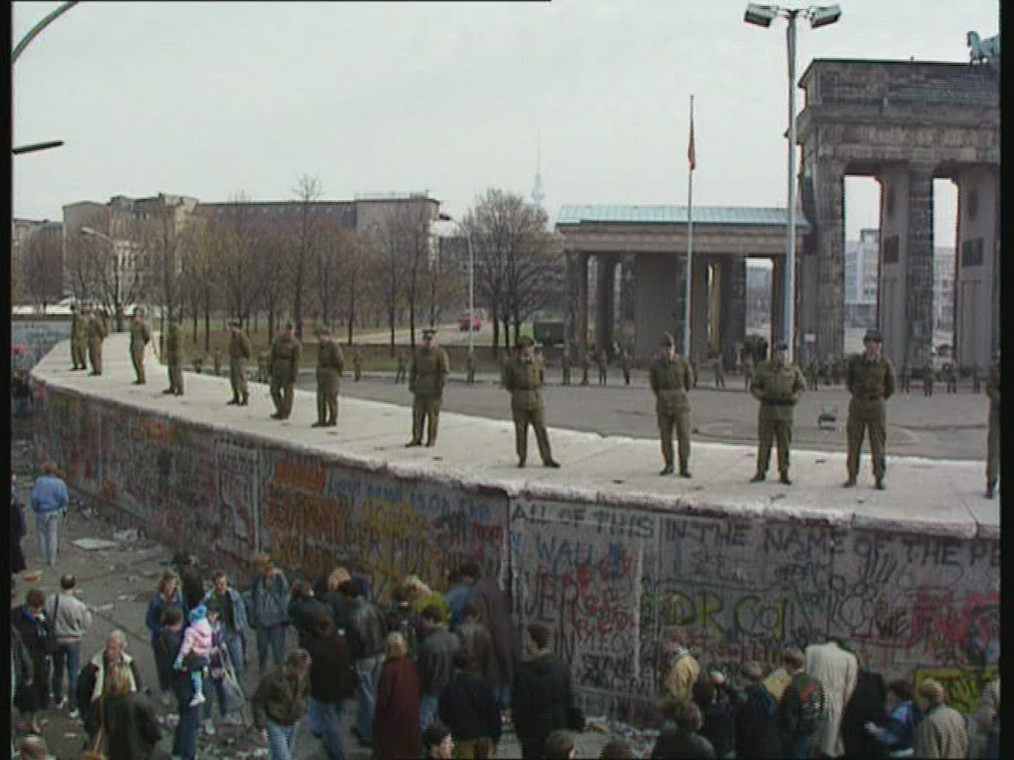 176621034 / Fall of the Berlin Wall / Day / Germany / 1989