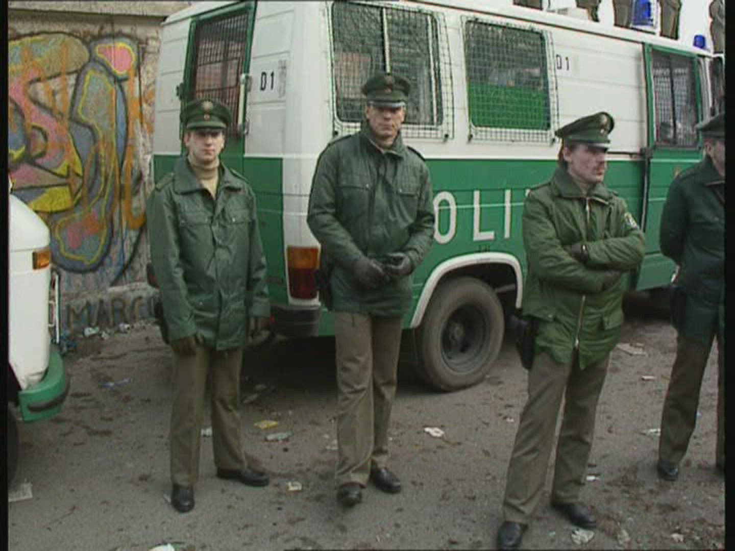 757350049 / Fall of the Berlin Wall / Day / Germany / 1989