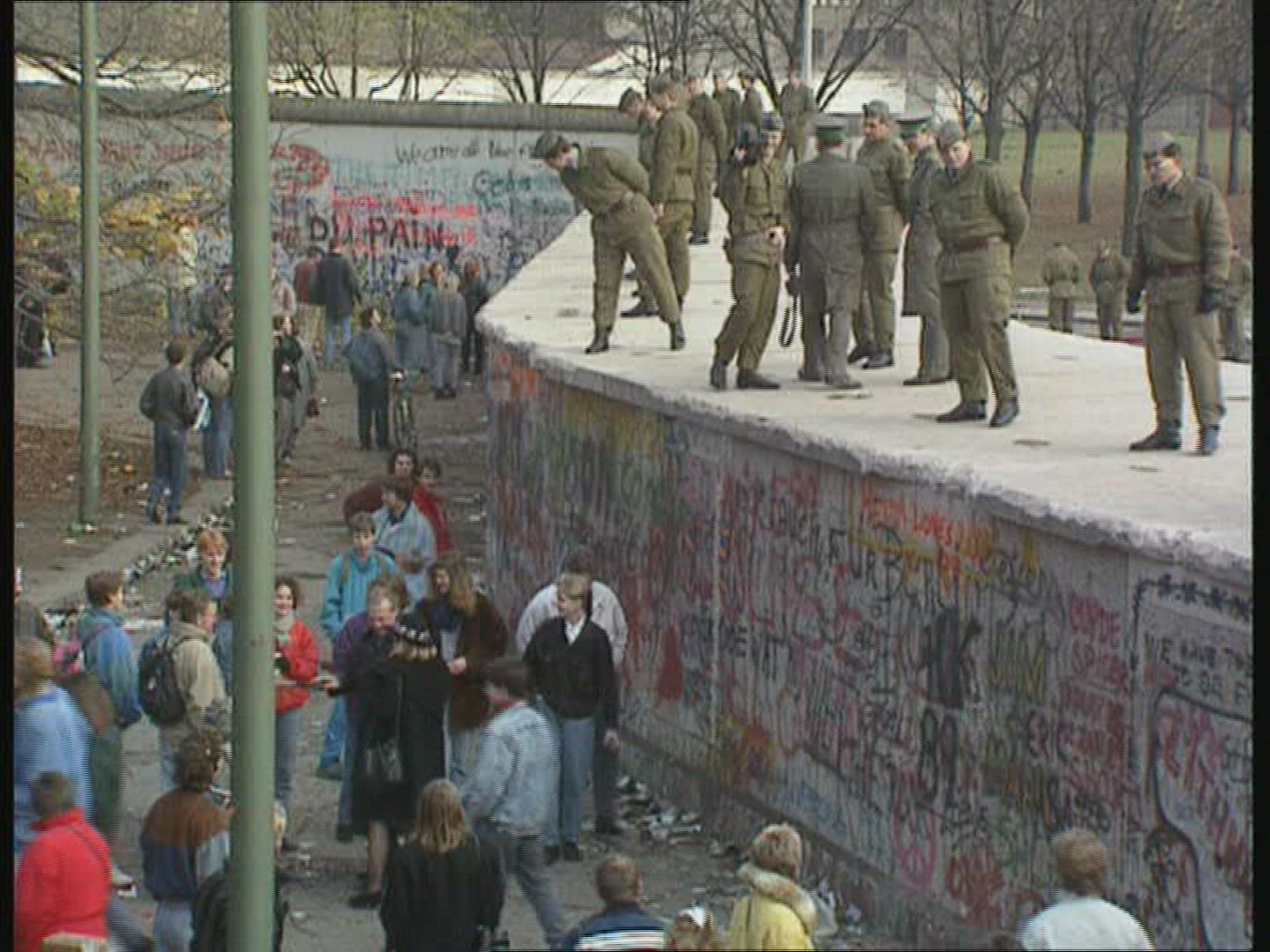885093683 / Fall of the Berlin Wall / Day / Germany / 1989