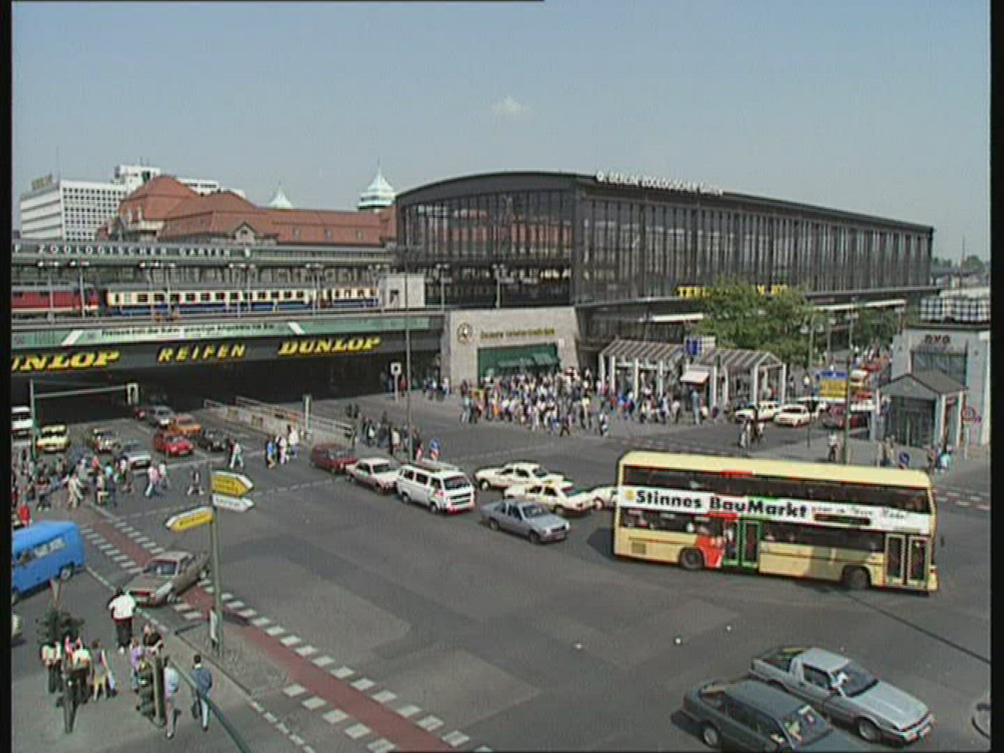 974622832 / Building / Berlin / Germany / 1989