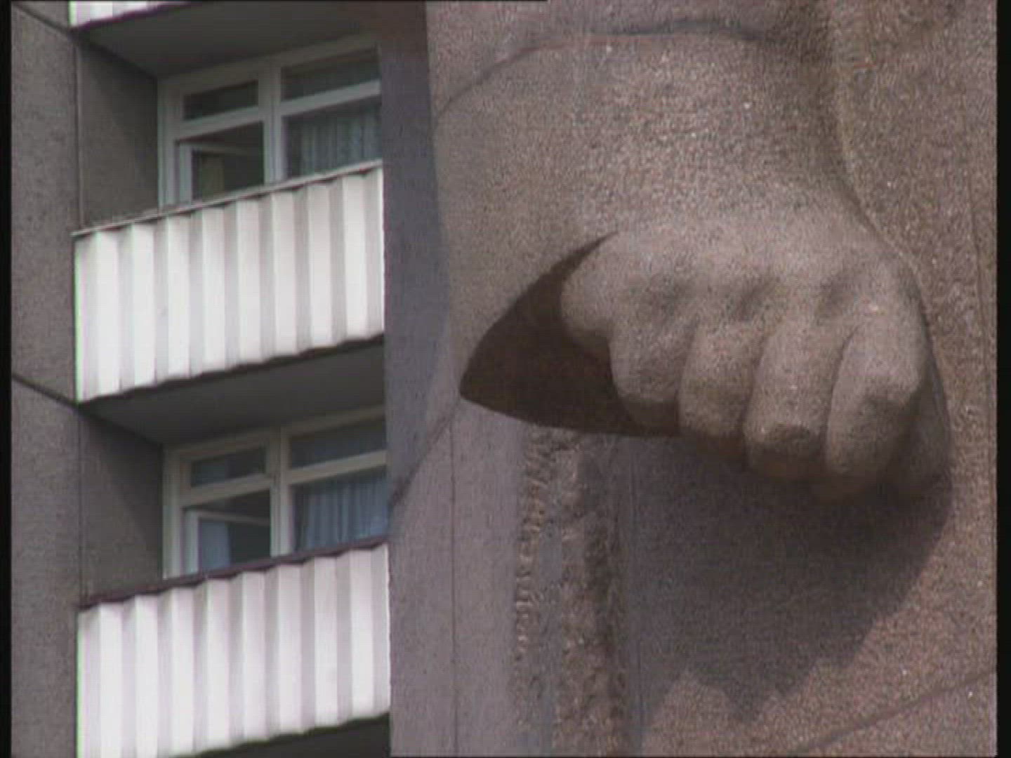836615364 / Building / Berlin / Germany / 1989