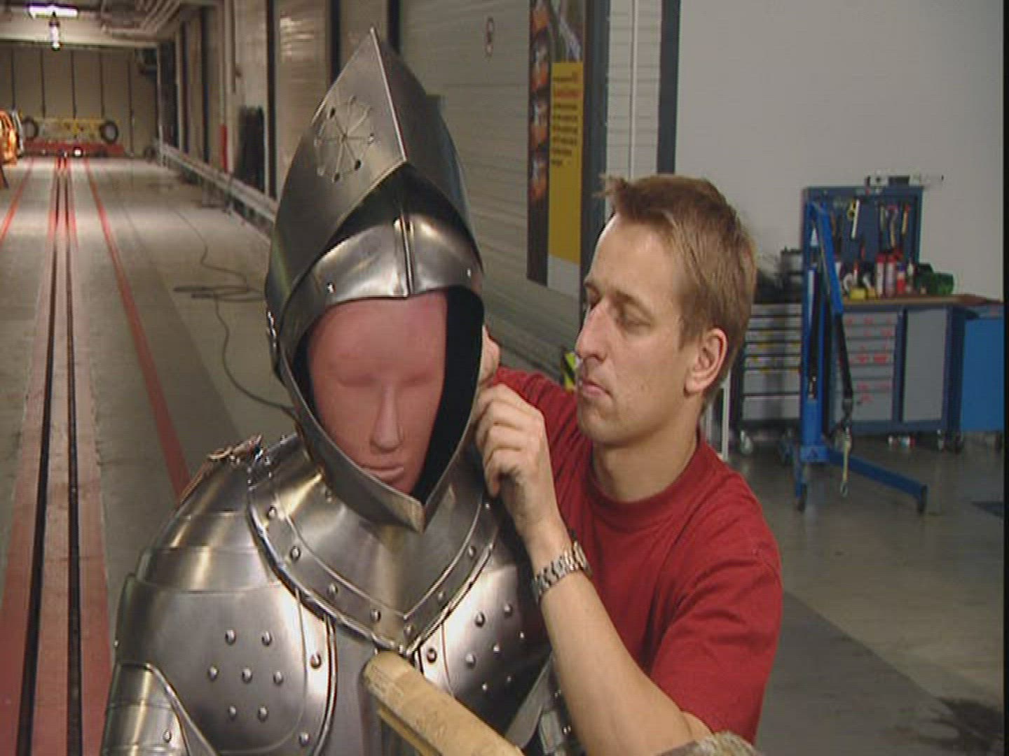 322314736 / Trying / Knight's Armor / Dummy / Germany