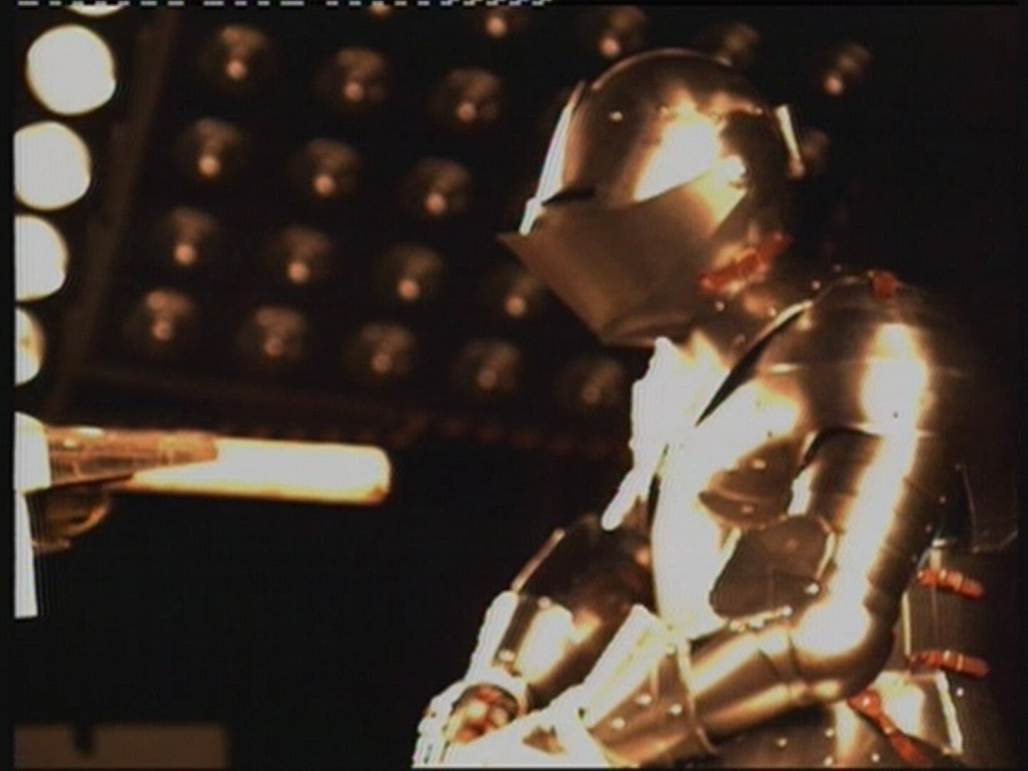 724717300 / Crash Test / ADAC / Knight's Armor / Slowmotion