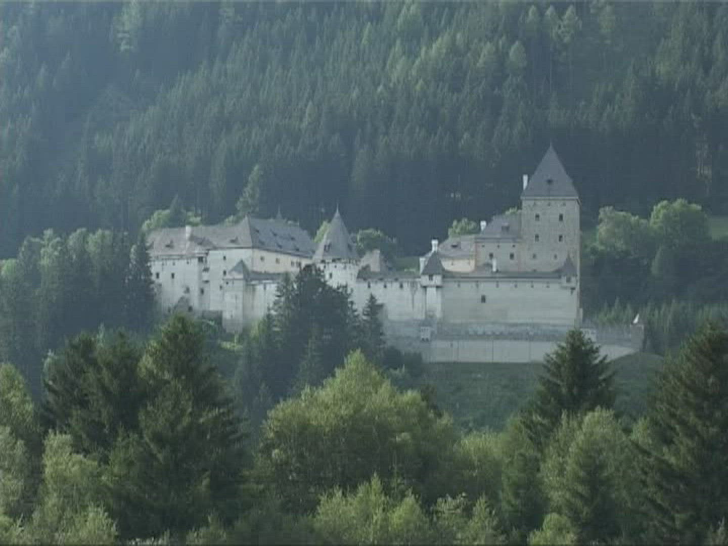 446161304 / Castle / Moosham Castle / Austria