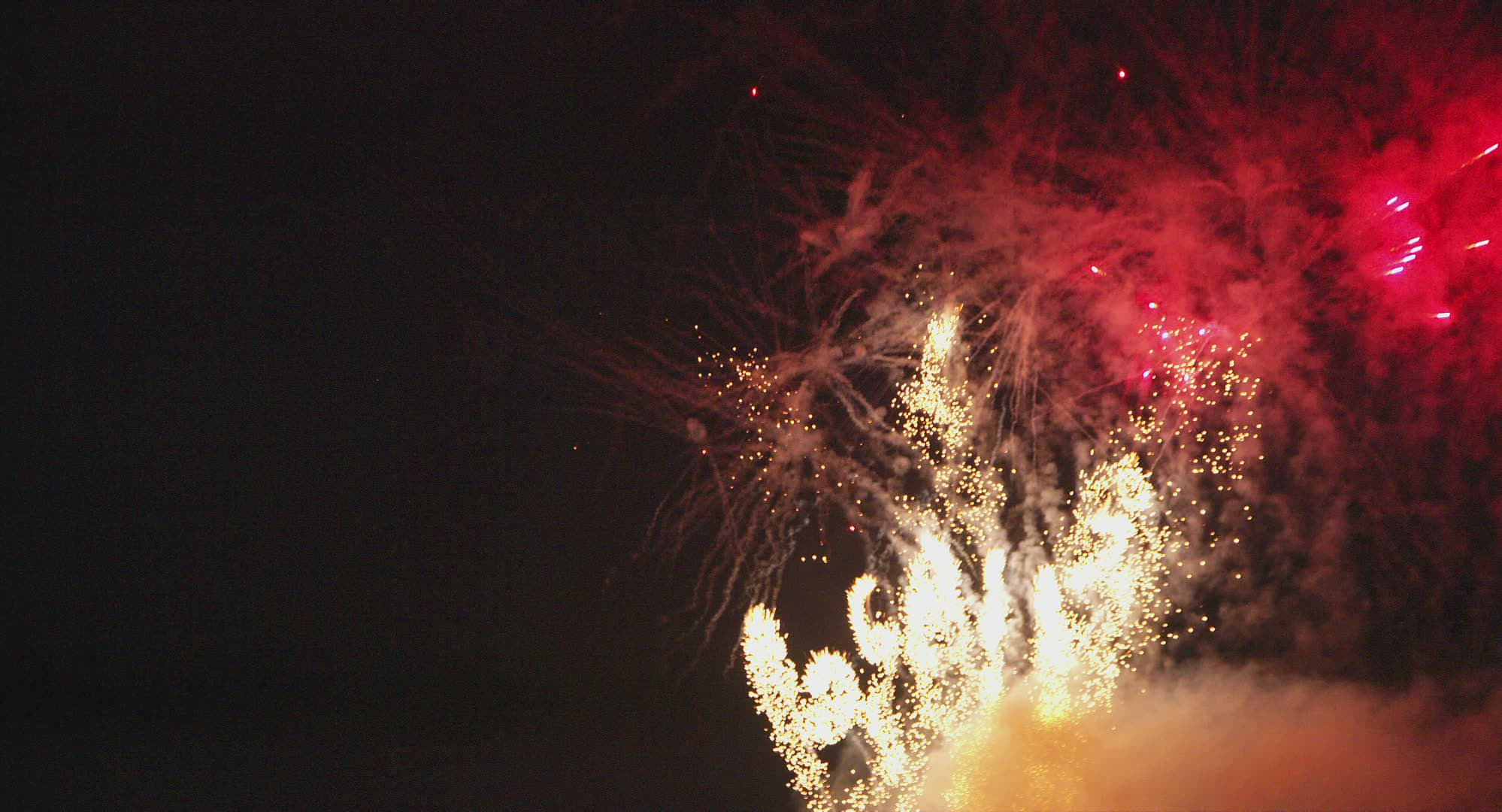 306839753 / Fireworks / New Year's Eve / Sky