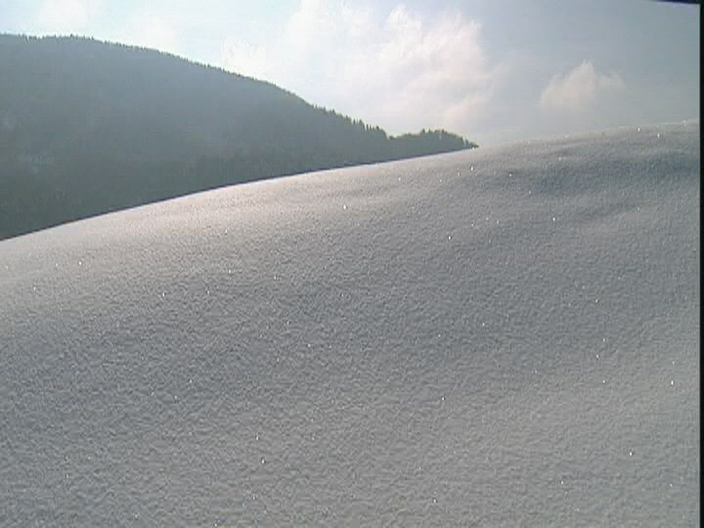 994071331 / Snow Blanket / Hill / Germany