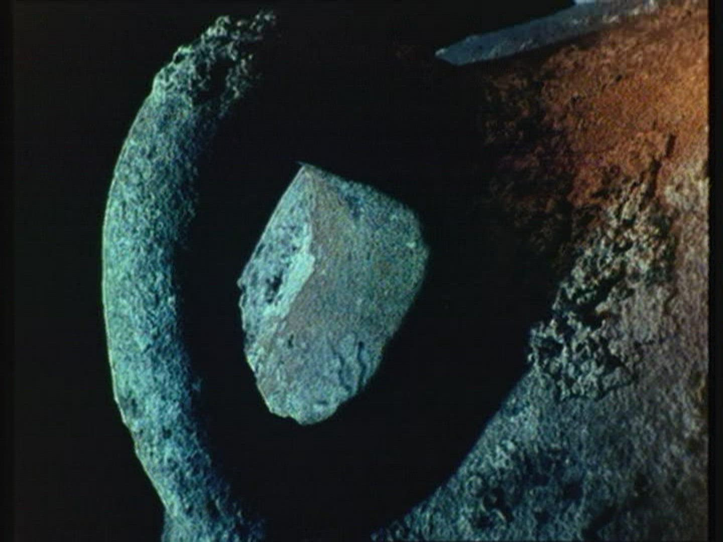 741238399 / Amphora / Archaeology