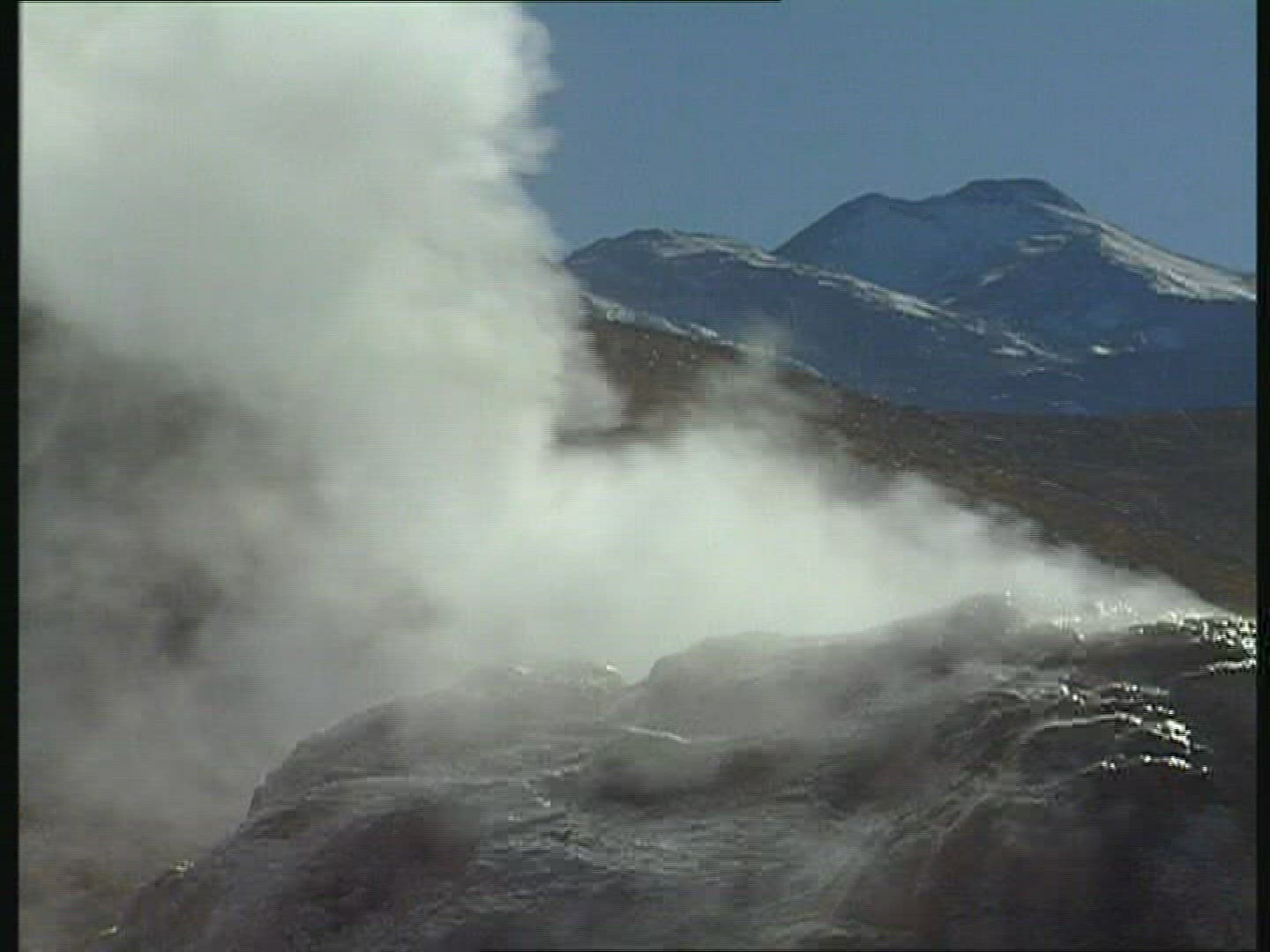268687913 / Hot Spring / Andes / Chile