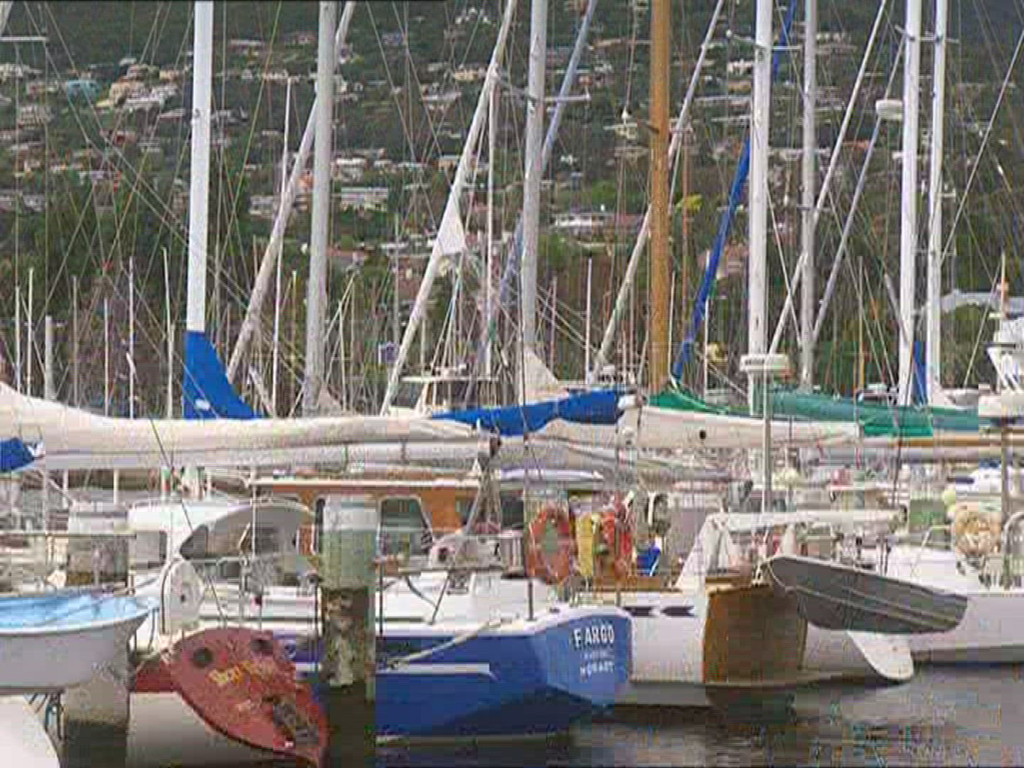 201883866 / Sailing Boat / Harbor