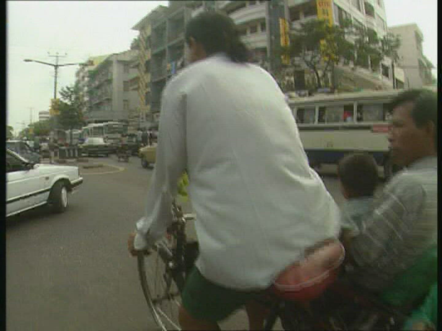 367683319 / People / City / Myanmar