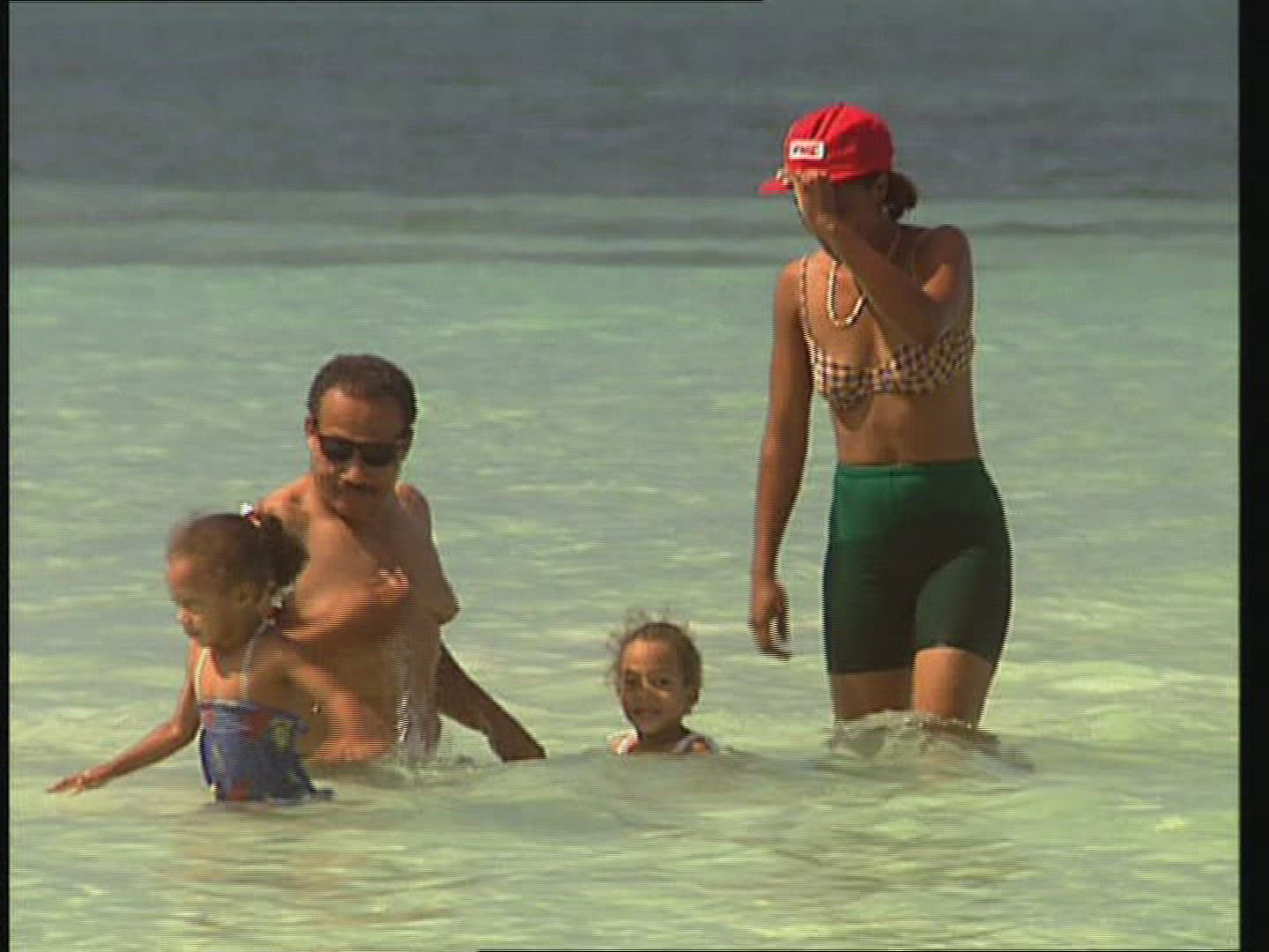 135770513 / Beach Life / Caribbean Sea / Jamaica