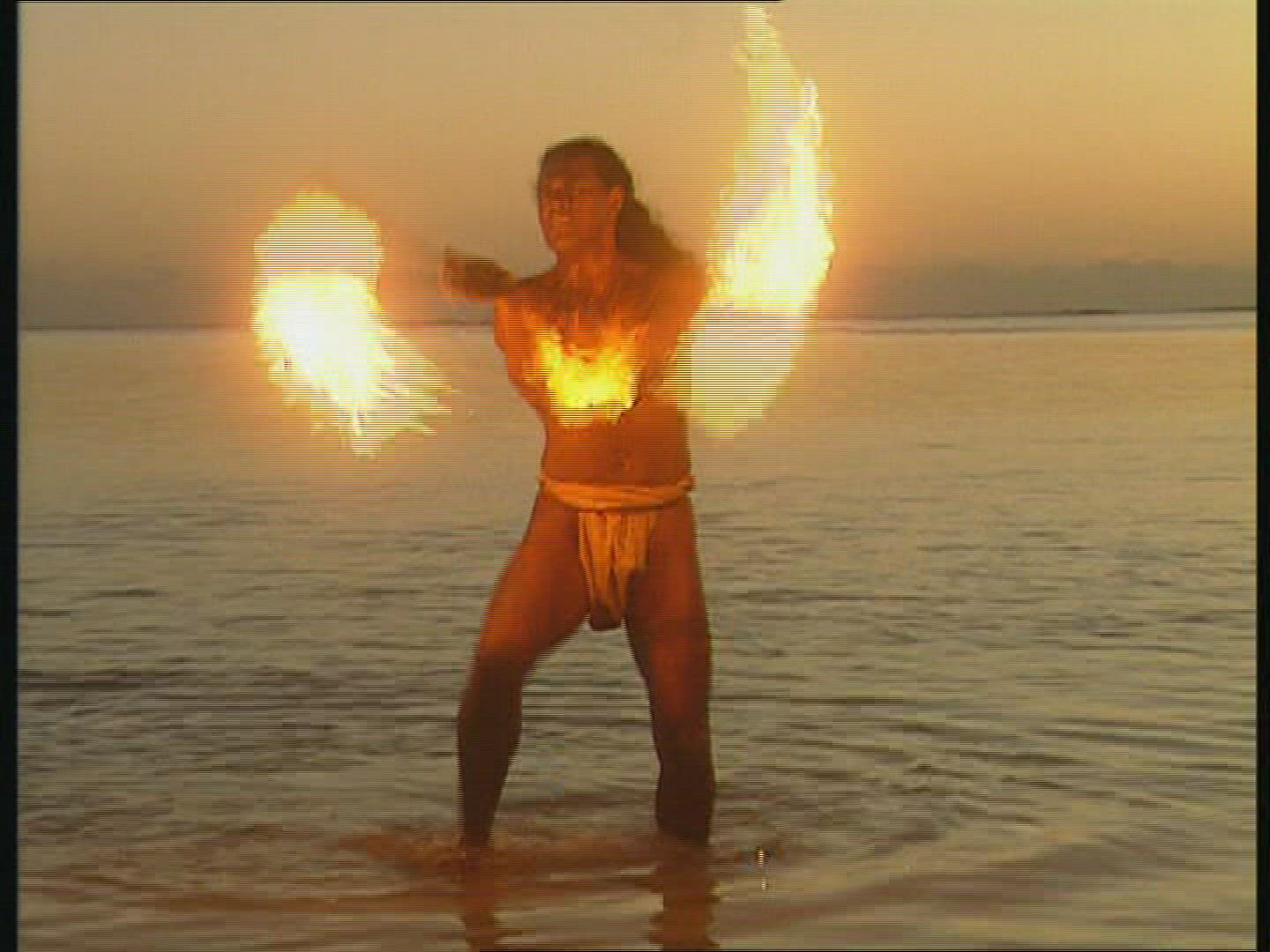 473663292 / Torch Dancing / Music / Acrobatics / Tahiti