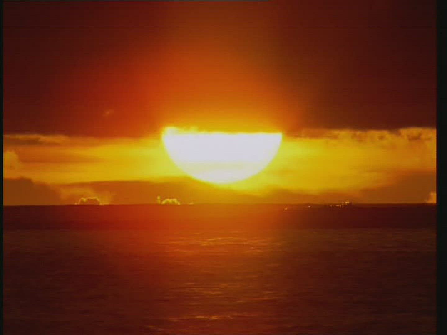 977577716 / Sunset / Dusk / Indian Ocean / Mauritius