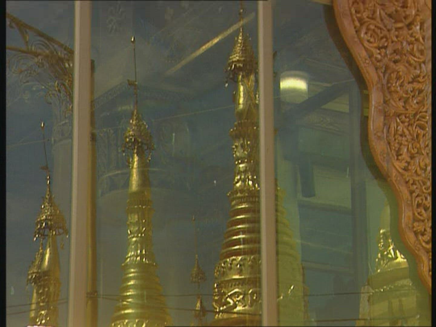 365747684 / Shwedagon Pagoda / Rangoon / Myanmar