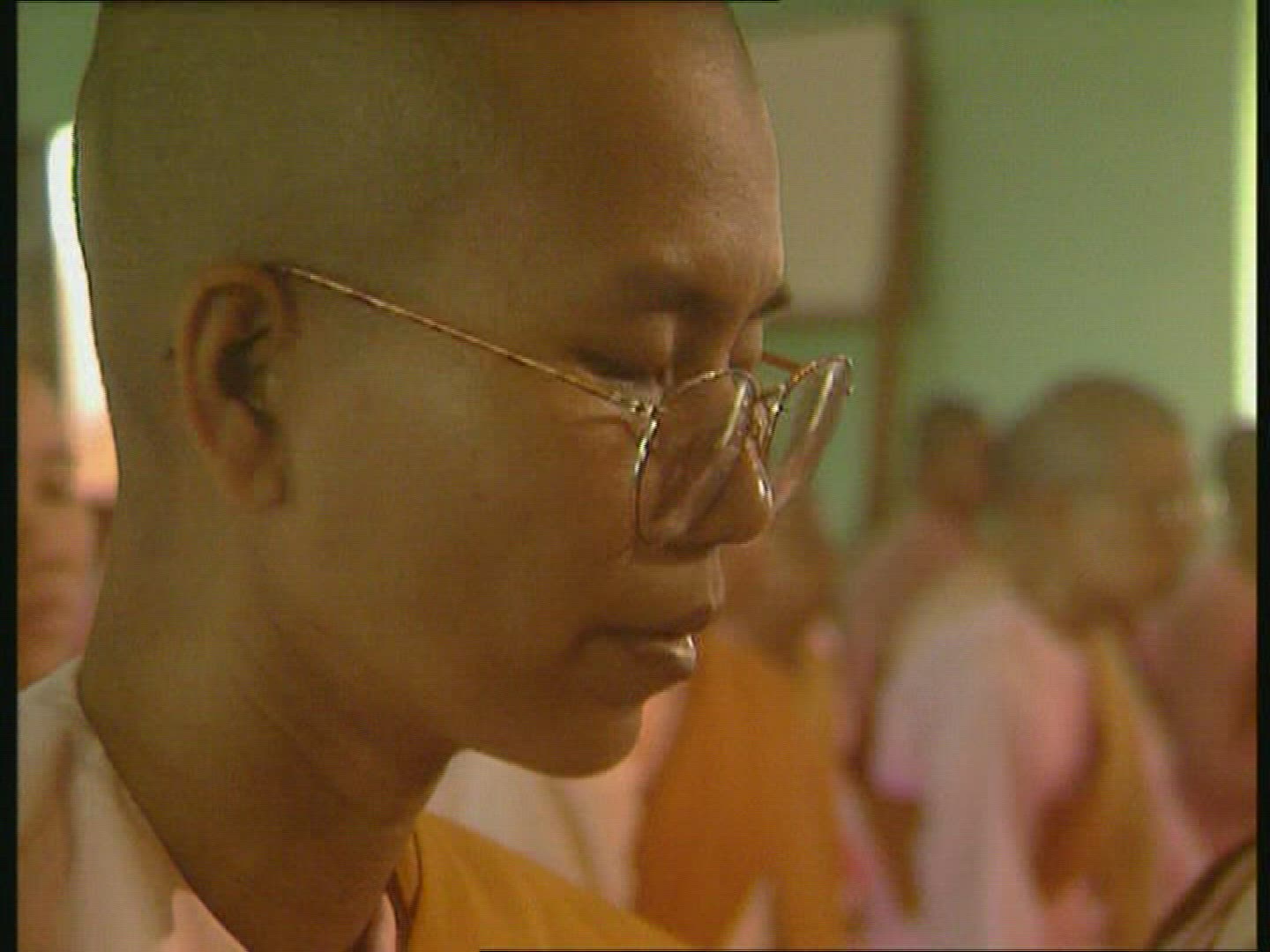 199602229 / Nun / Meditation / Buddhism / Myanmar