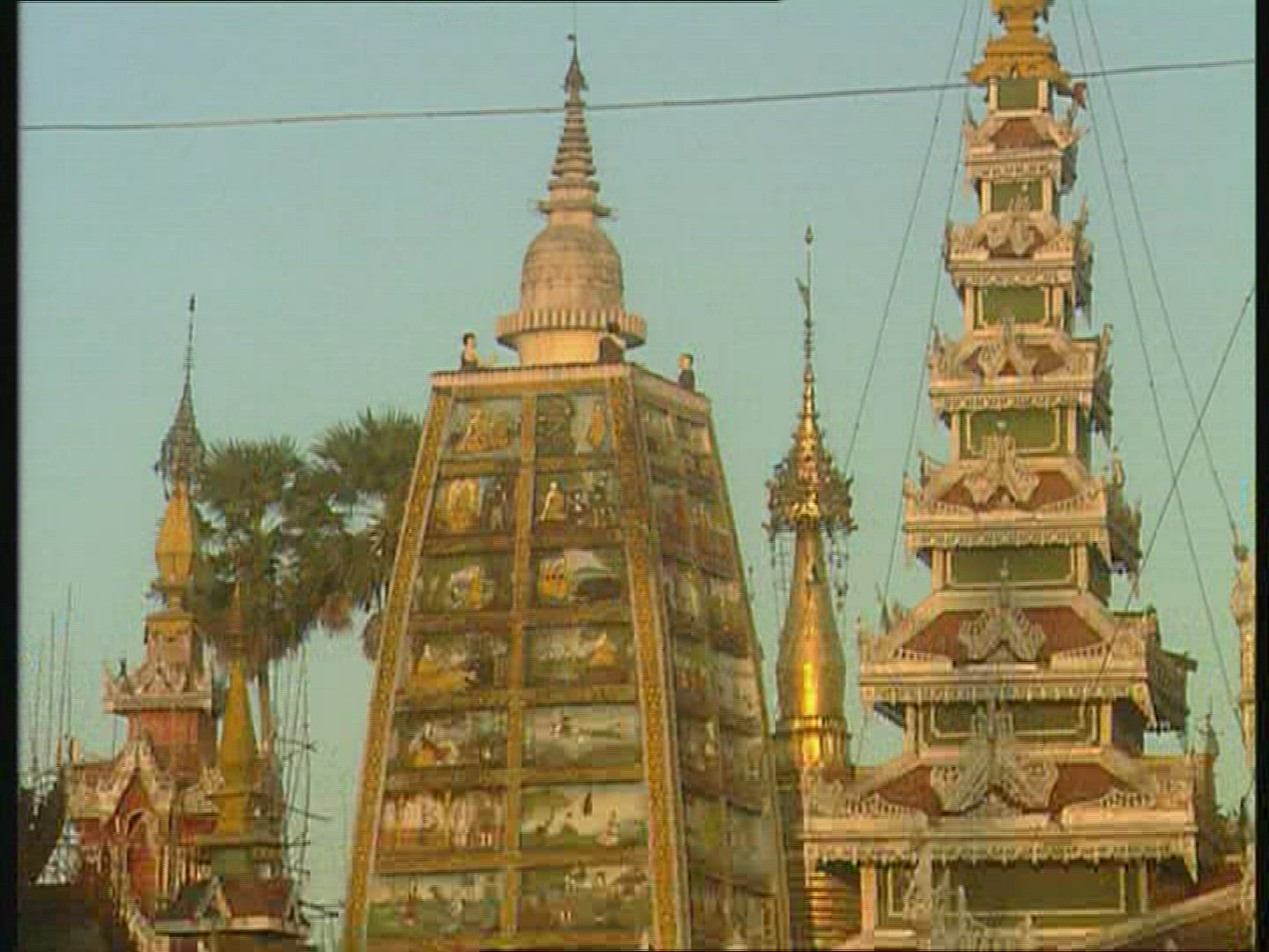 819870840 / Shwedagon Pagoda / Rangoon / Myanmar
