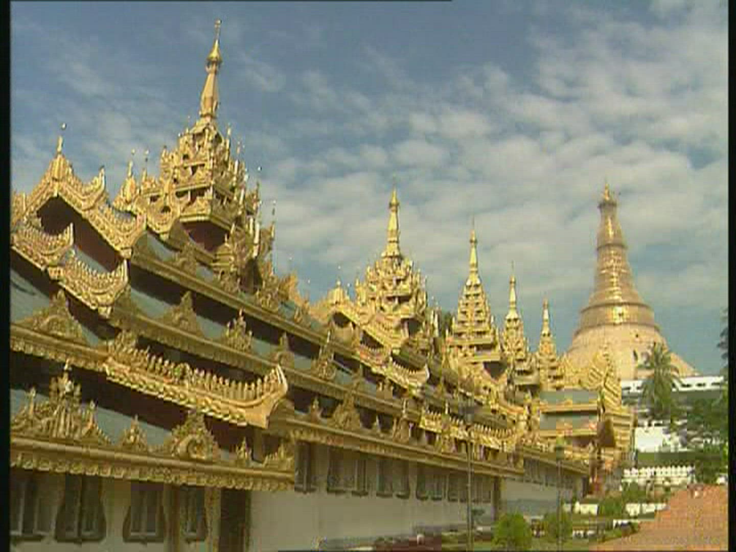 894381765 / Shwedagon Pagoda / Rangoon / Myanmar