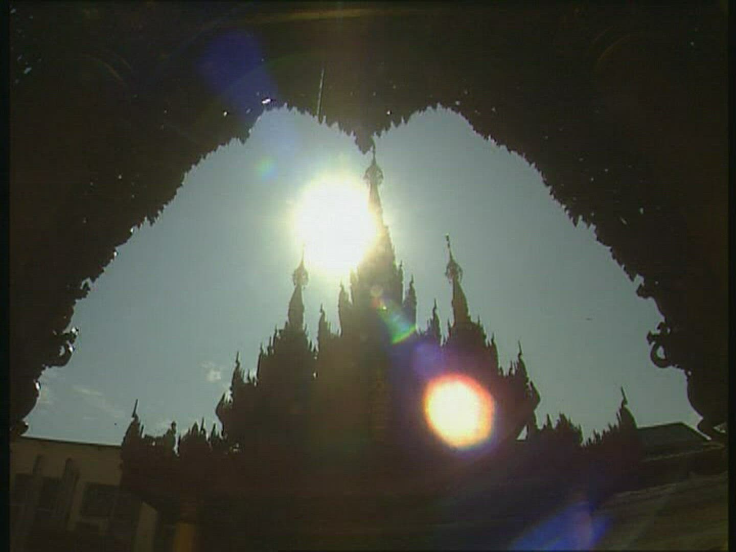 939732510 / Shwedagon Pagoda / Rangoon / Myanmar
