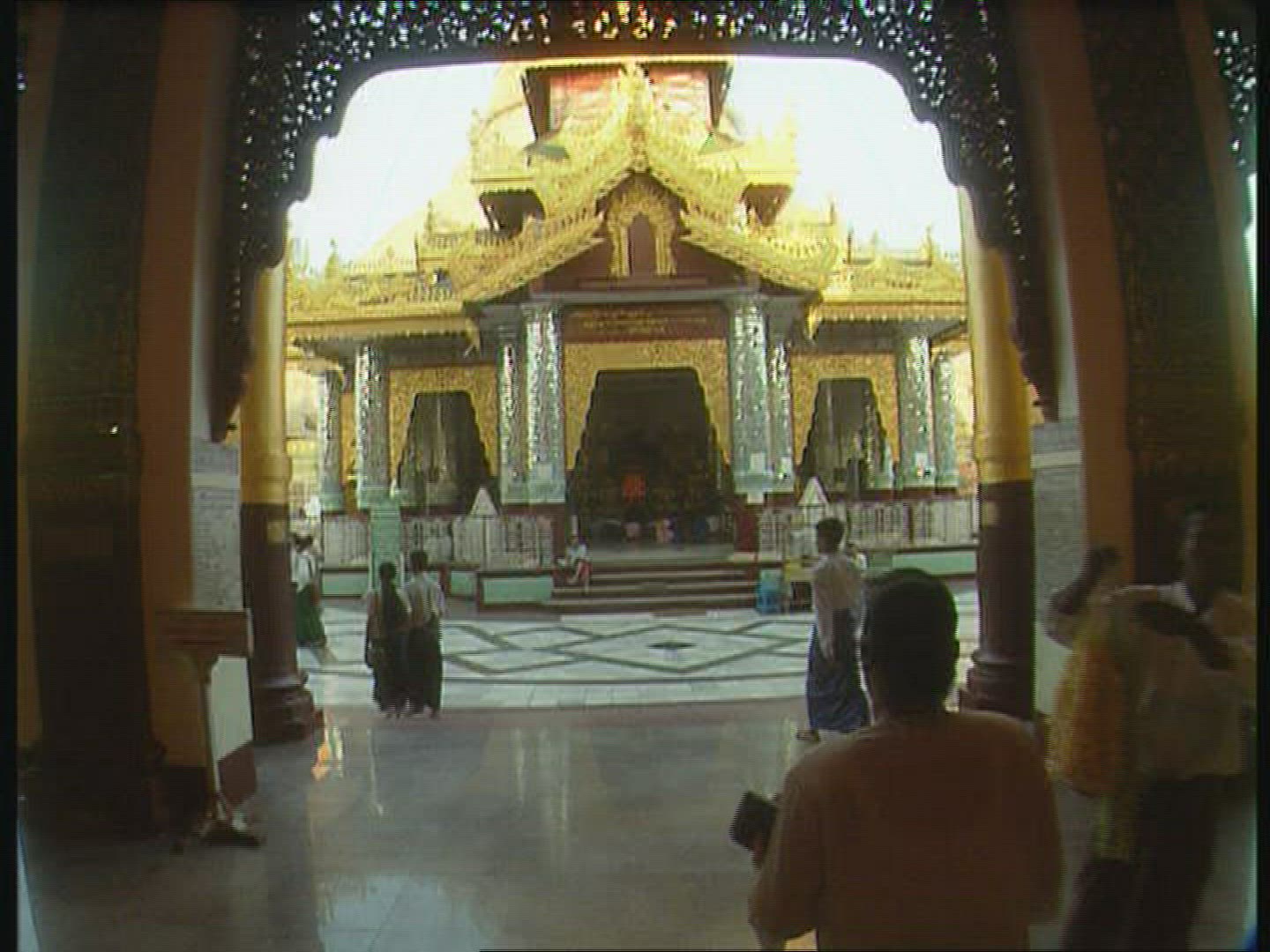 650103963 / Shwedagon Pagoda / Rangoon / Myanmar