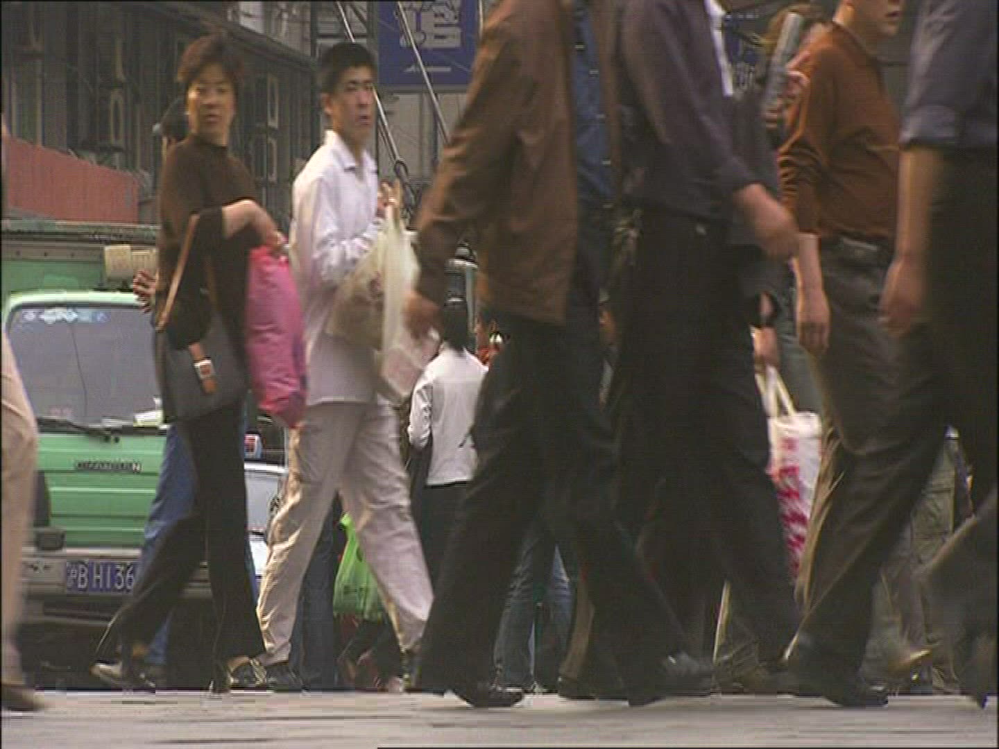 864611518 / Pedestrian / Nanjing Road / Shanghai / China