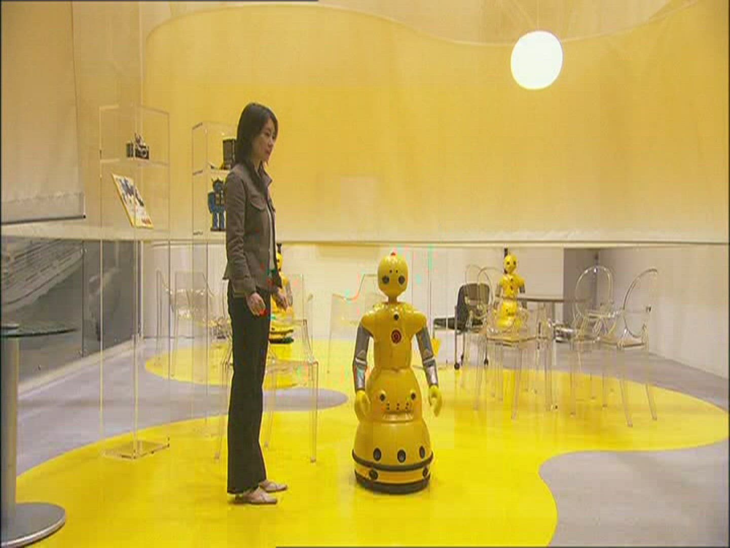 996056296 / Robot / Tokyo / Japan