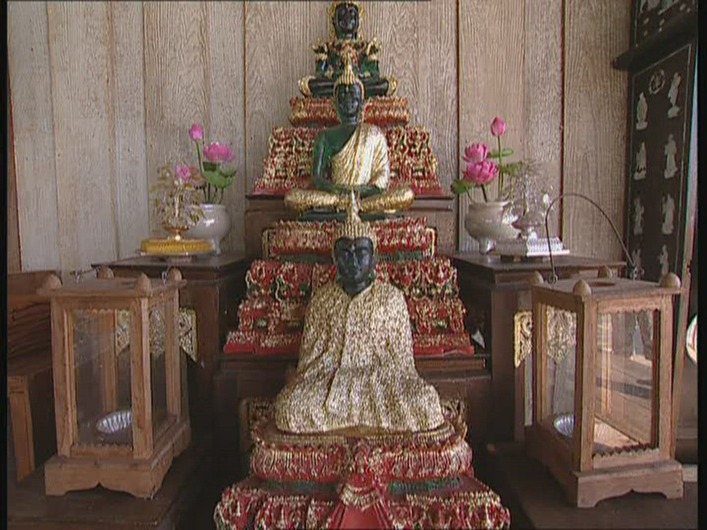 321865050 / Monk / Religious Life / Thailand