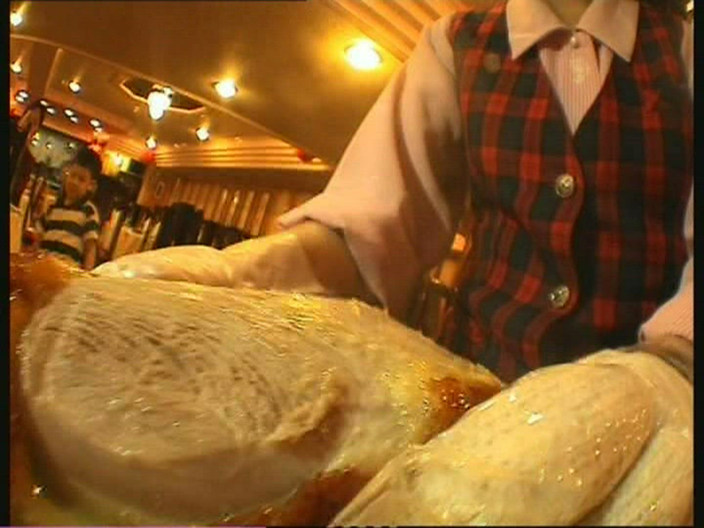 692669998 / Peking Duck / Cutting / Taiwan