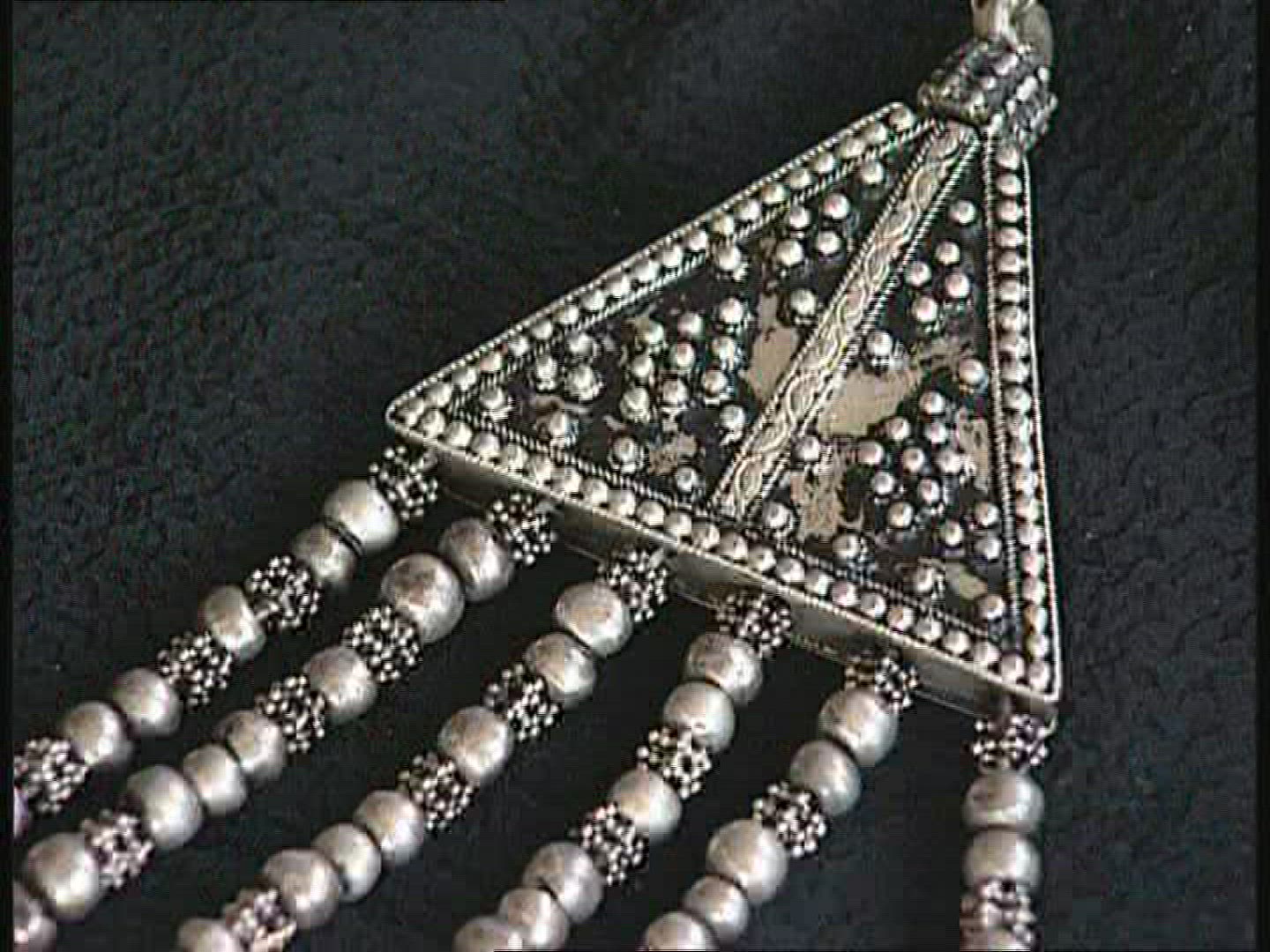 670272450 / Jewelry / Yemen