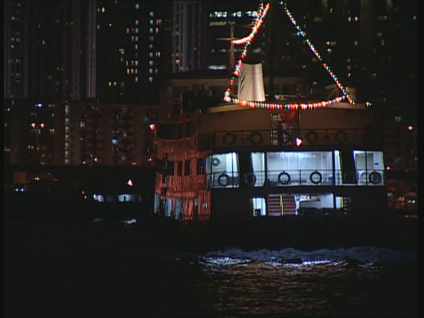 654788384 / Excursion Ship / Hong Kong / China