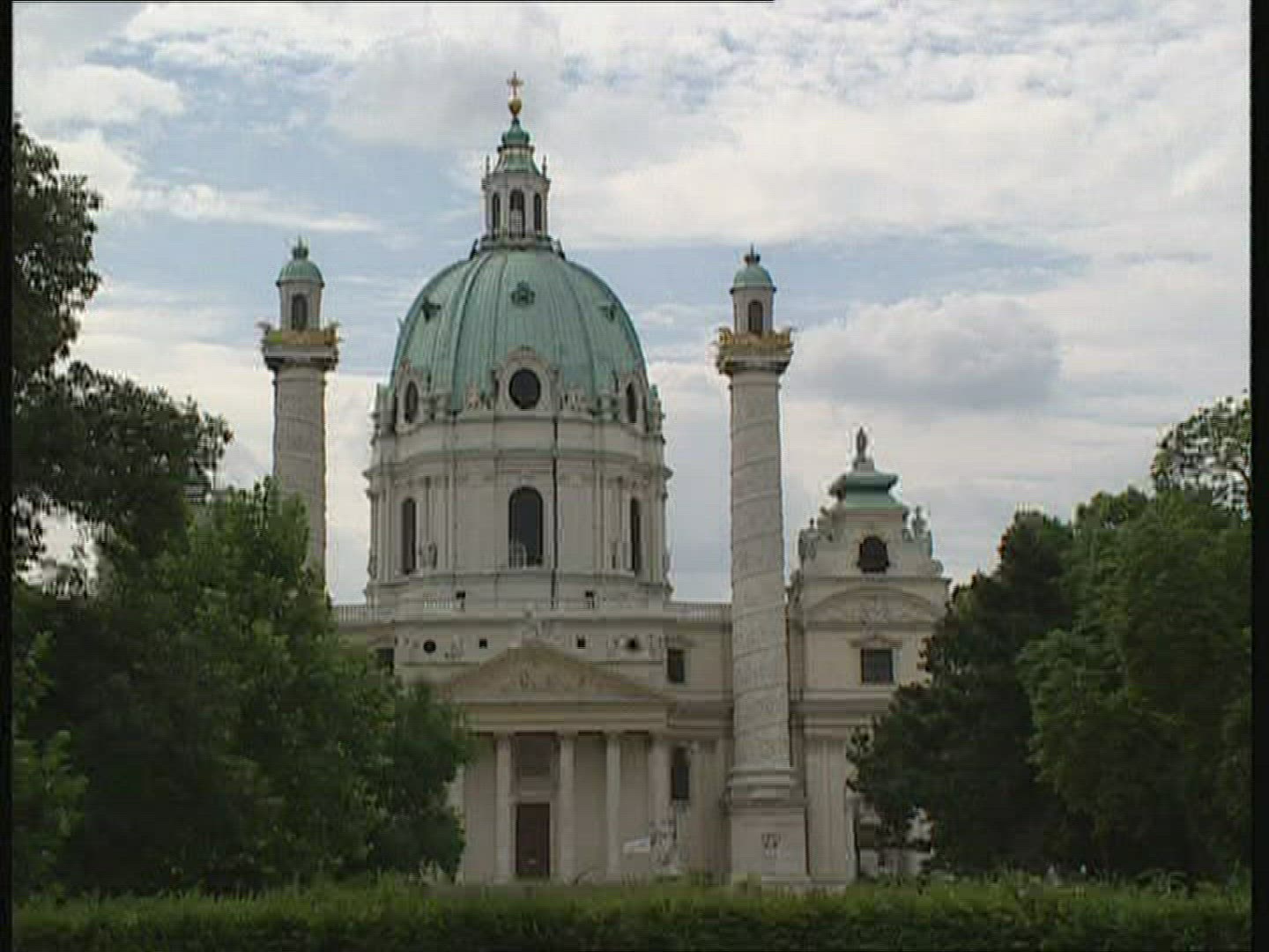 802683010 / Building / Vienna / Austria