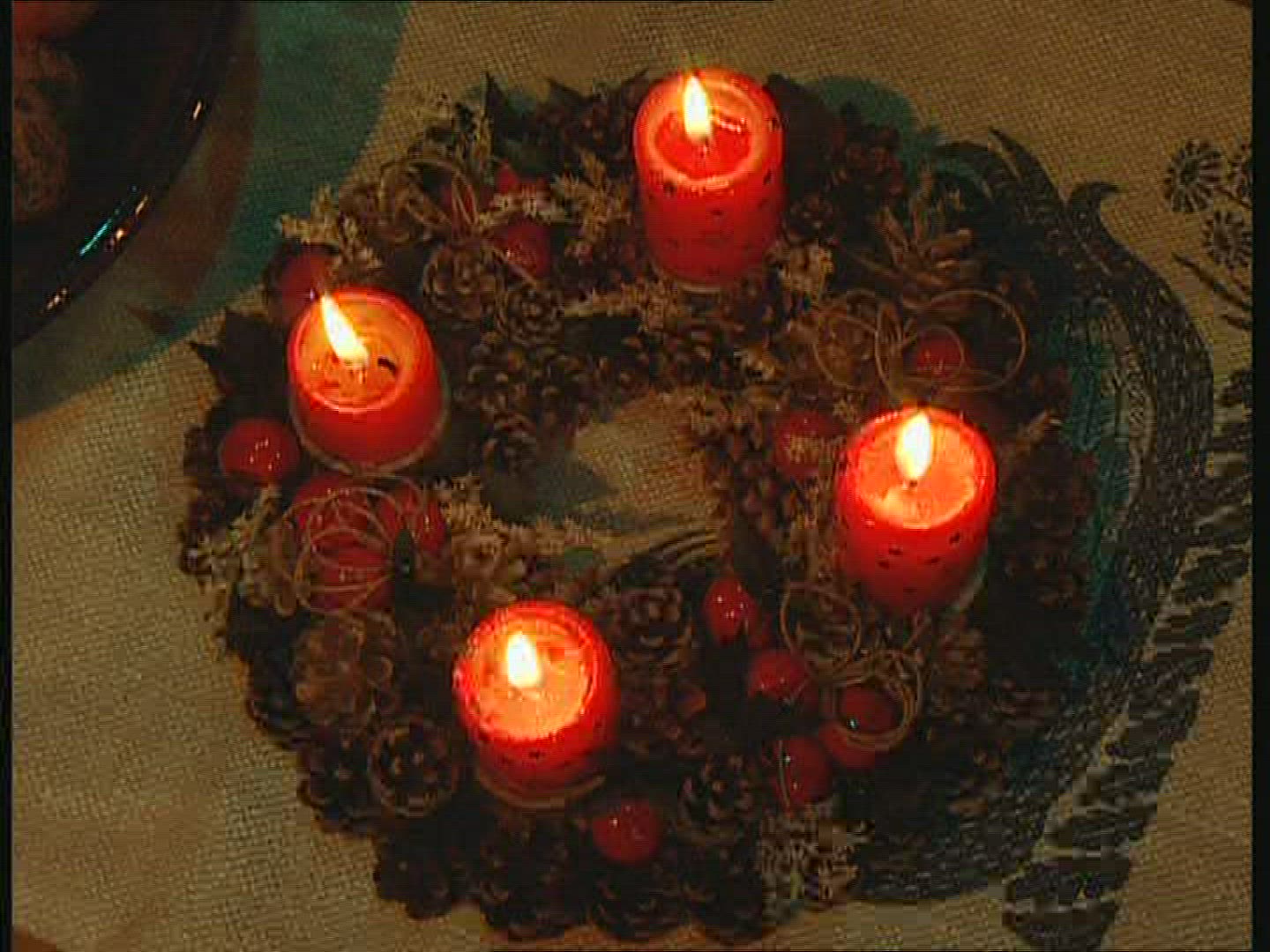 748989332 / Advent's Wreath / Christmas Decoration