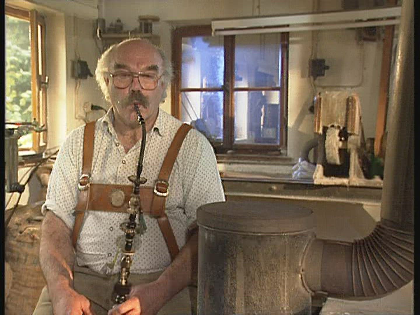 359940761 / Pipe Maker / Bavaria / Germany