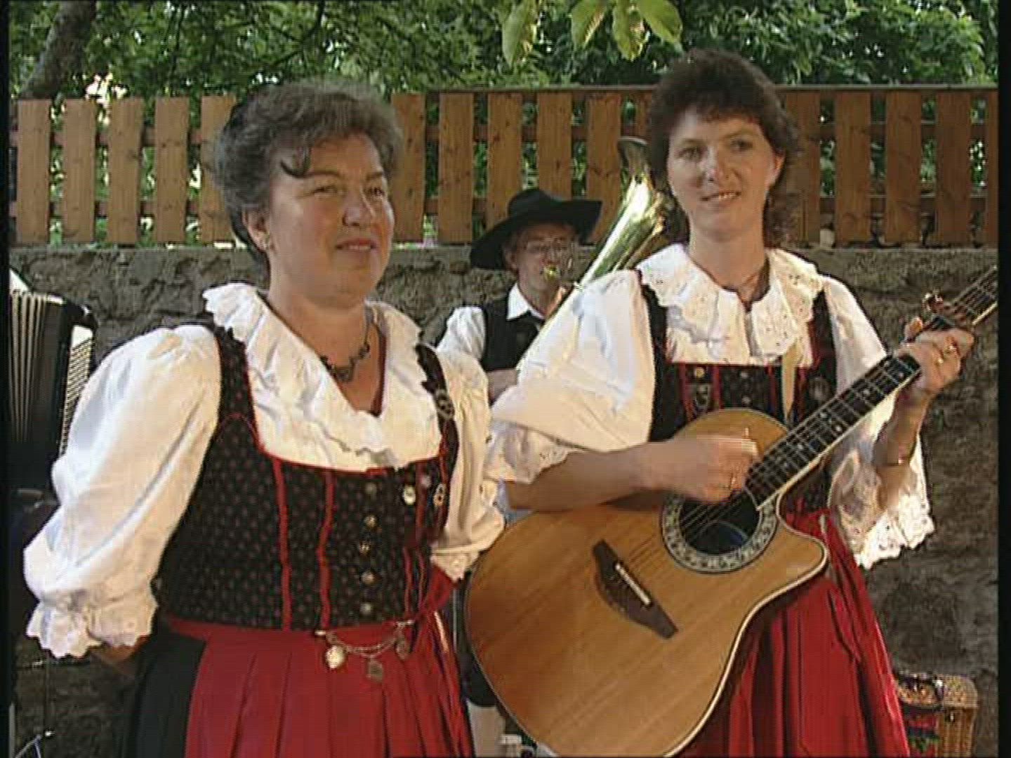 992682554 / Music Group / National Costume / Bavaria / Germany