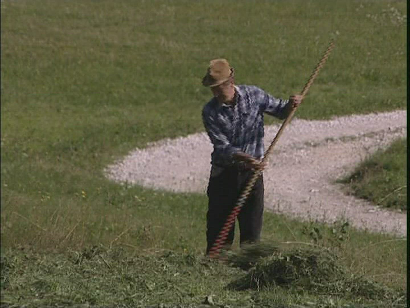 185589787 / Farmer / Hayrack / Bohinj / Slovenia
