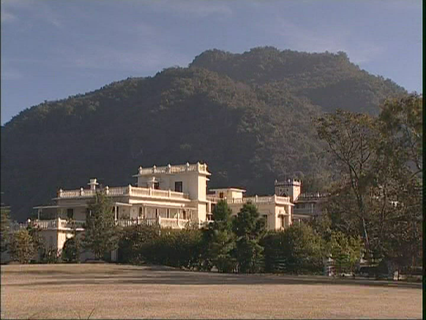 752137327 / Hotel / Ananda Resort / Rishikesh / India