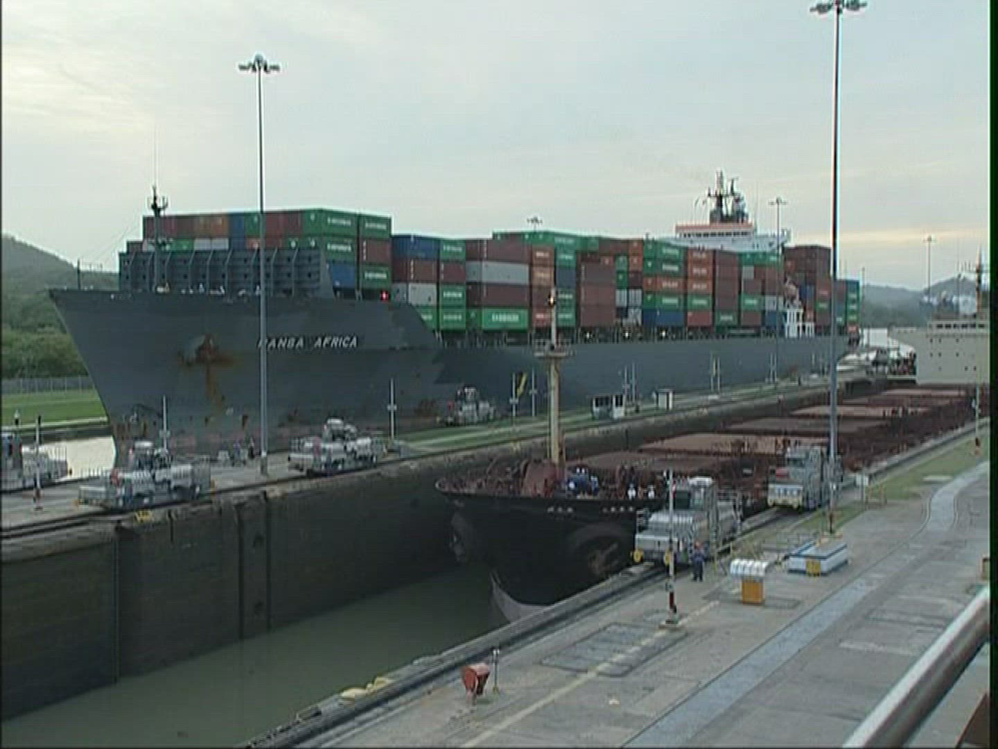 901970218 / Miraflores Lock / Panama
