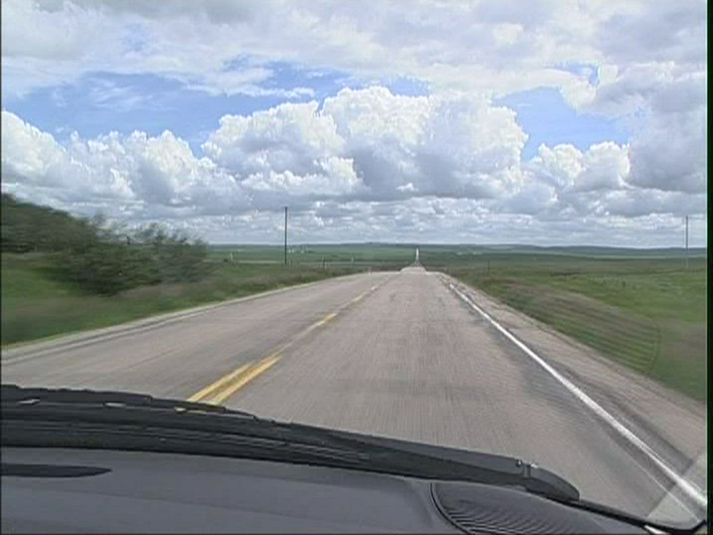 482075645 / Street / Road Traffic / Canada