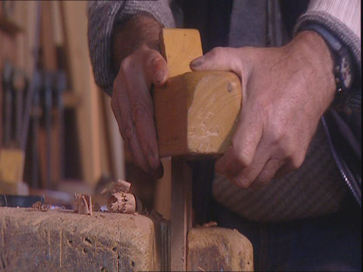 833298179 / Boat Builder / Handicraft / France