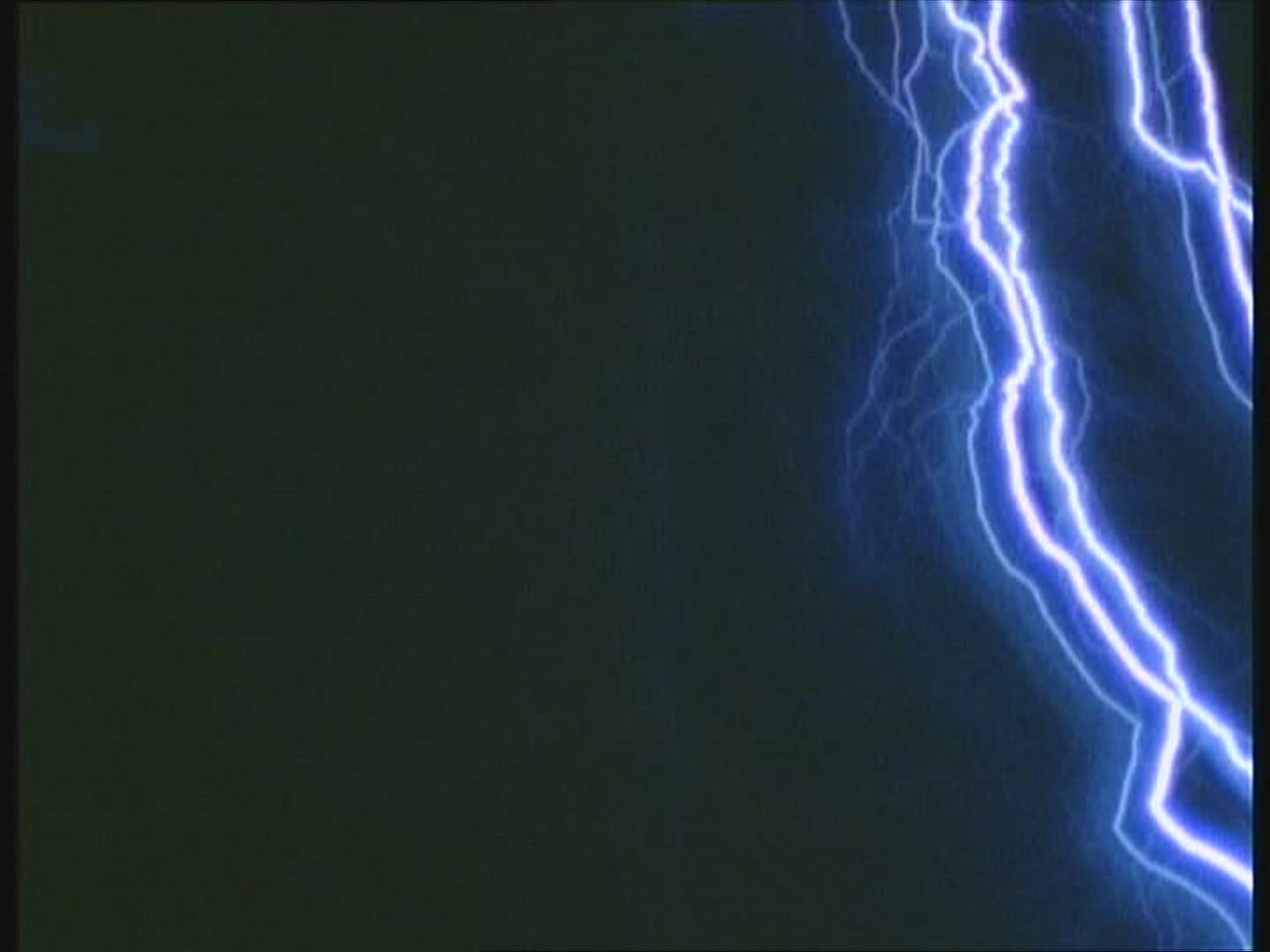 364016526 / Compositing / Lightning