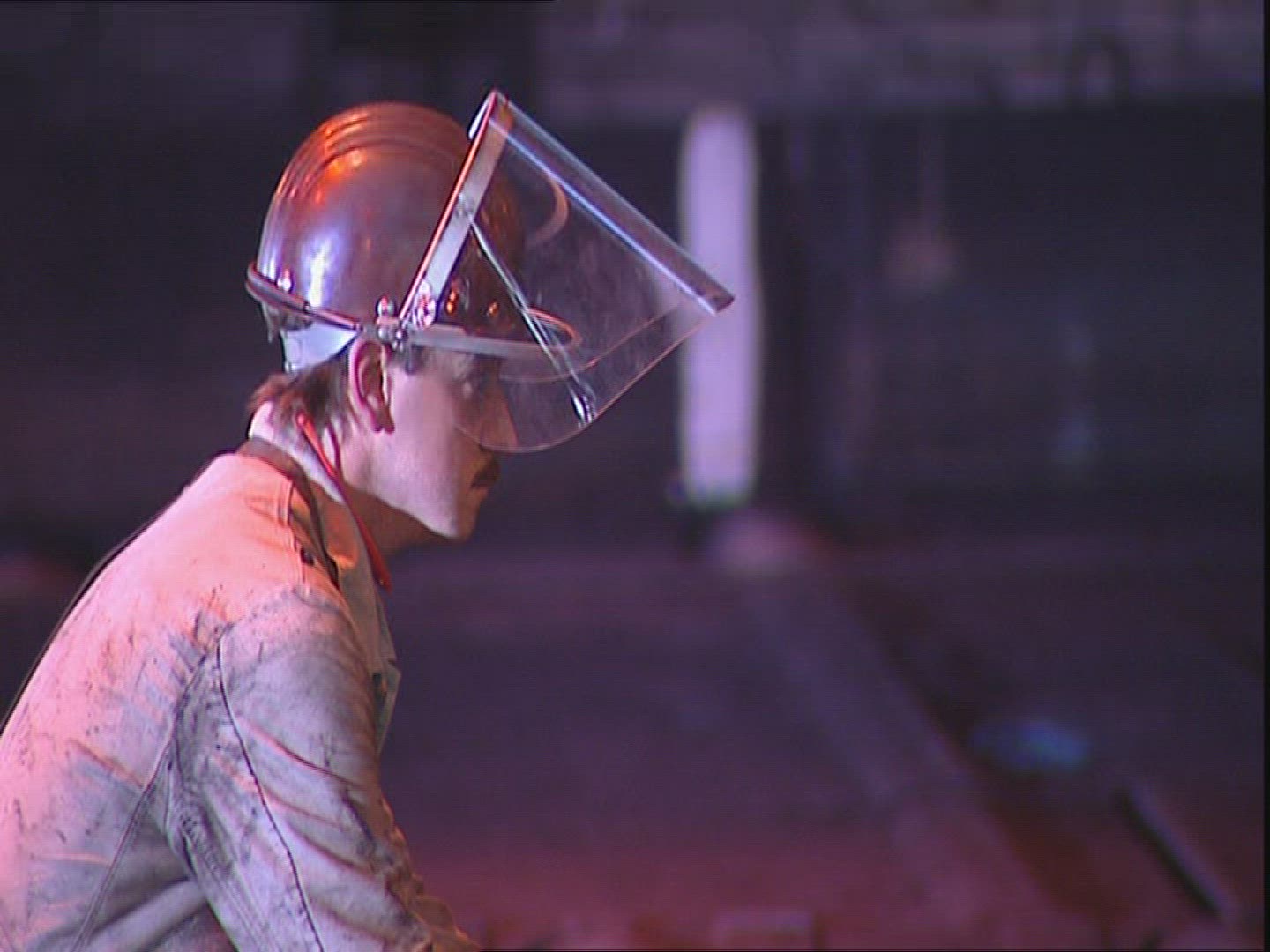 334885750 / Worker / Steelwork / Germany