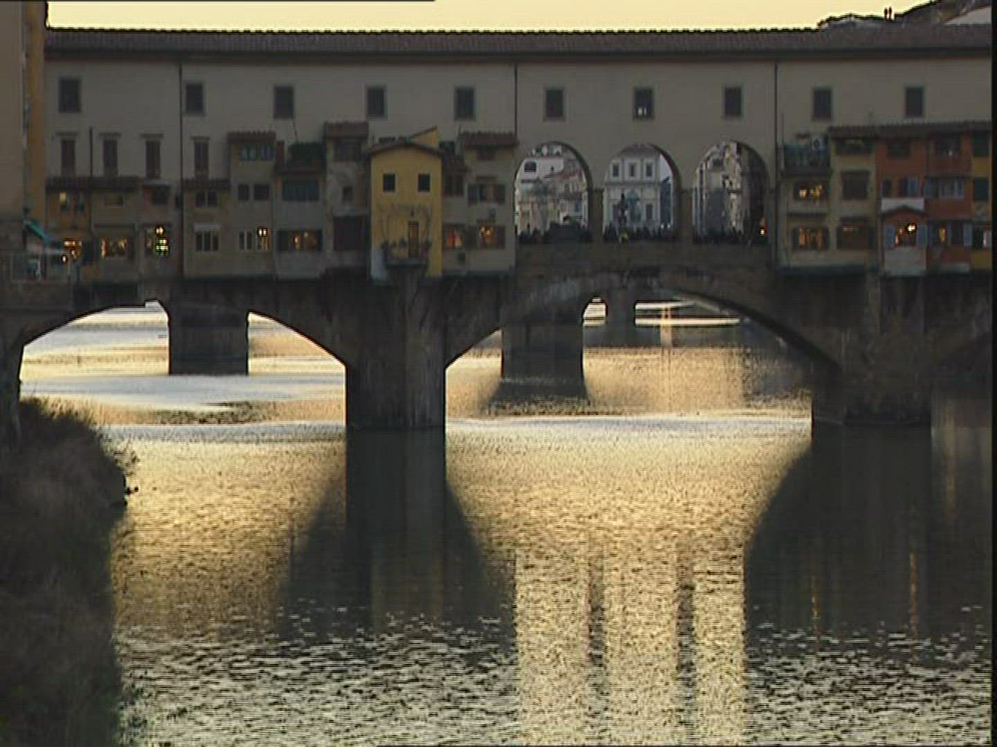 371220709 / Ponte Vecchio / Florence / Italy