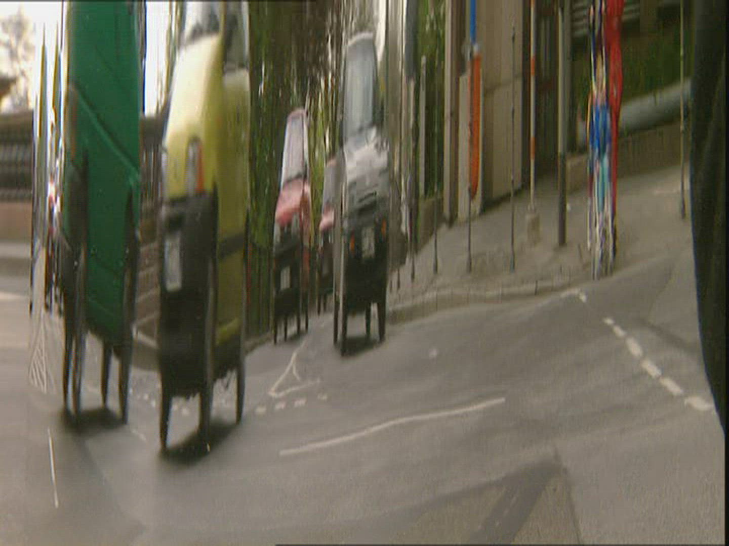 740215835 / Traffic / Distorting Mirror / Germany